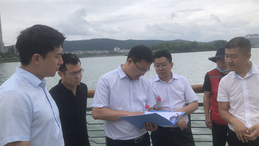 集团副总经理余佰宣督导检查越王楼公司安全生产工作