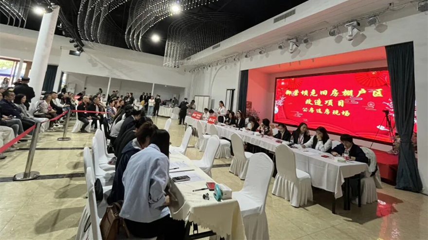 康居公司以“三心”服务完成御营坝棚改